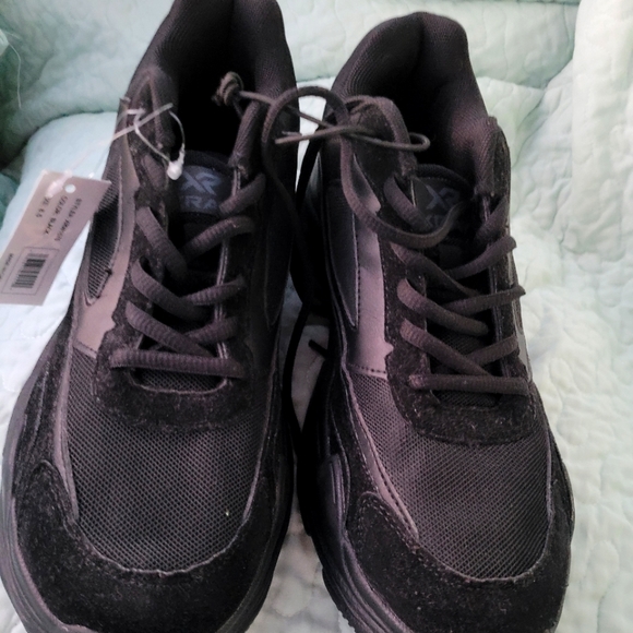 XR XRAY Other - Mens Athletic Black Lace Up Sneakers Rubber Sole Mesh Breathable Material Sz 8.5